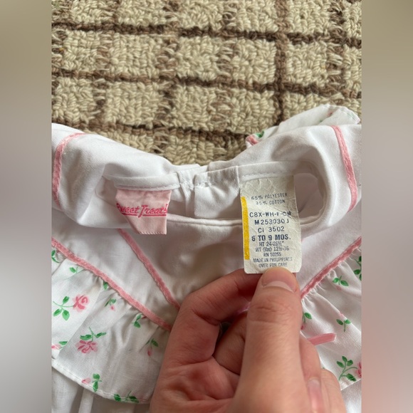 Vintage paper tag Sweet Treats Dress with Bloomers - Picture 2 of 4